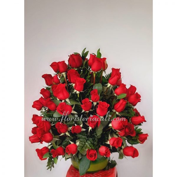 Pecera de rosas rojas -floristería Cali Floristerías Cali Flores